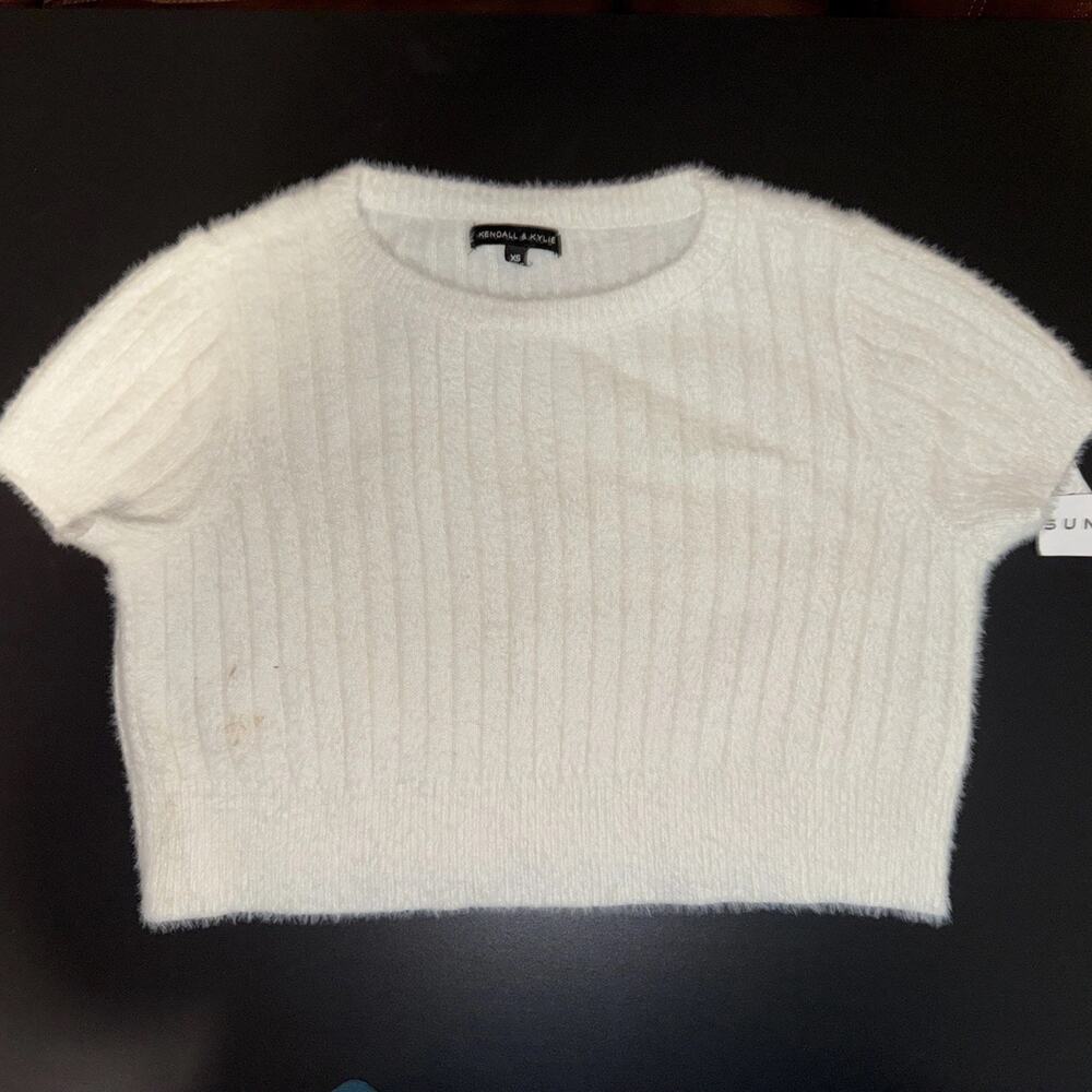 Kendall & Kylie Women’s Size XS Crop Short Sleeve Ribbed Sweater Top Soft Cream